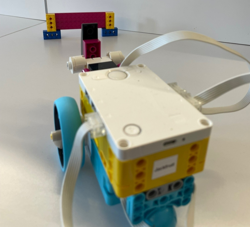 blog dlaczego robot nie jedzie prosto 2